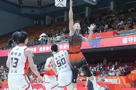 hth_山东高速CBA击败天津先行者，高诗岩抢断制胜的简单介绍